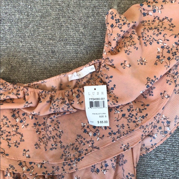 NWT Lush One Shoulder Floral Dress Size Small - Picture 4 of 5